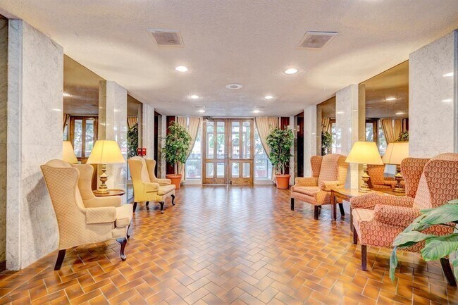 Foto del edificio - 7520 Hornwood Dr