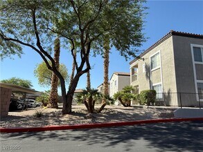 Building Photo - 6160 Rumrill St