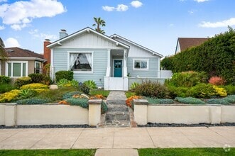 Building Photo - 231 Avenue D