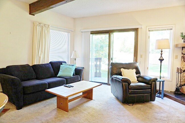 Building Photo - 4810 Mills Dr