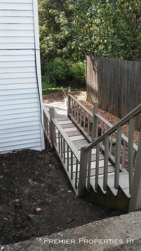 Building Photo - 2 bedroom in Franklin NH 03235