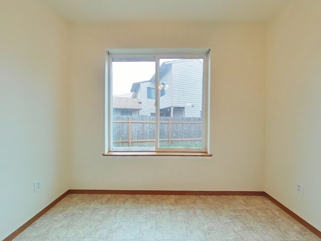 Foto del edificio - 3 Bedroom Townhouse ~ North Corvallis ~ Pe...