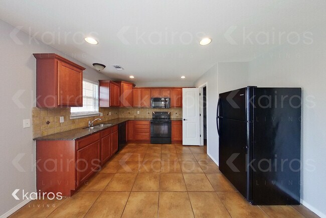 Building Photo - 8402 Taos Dr.