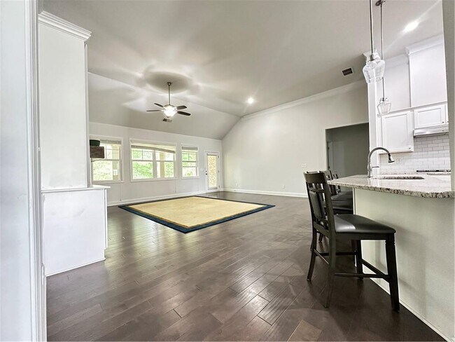 Building Photo - 3781 Heirloom Loop Ct NE