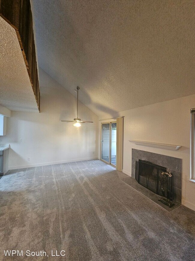 Foto del edificio - 1 br, 1 bath House - 34024 1st Place South #F