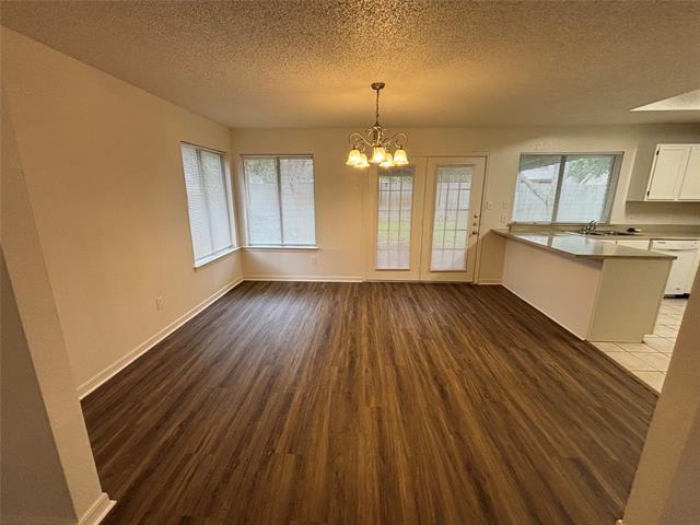 Foto del edificio - 2514 Livingston Ln