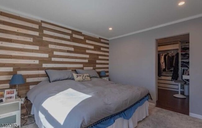 Building Photo - 34 Heights Ave