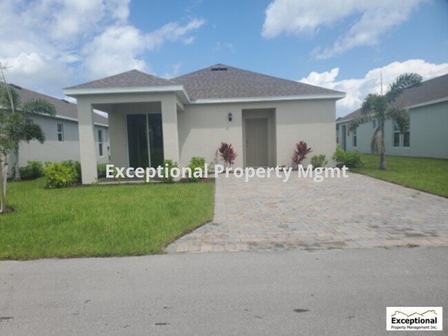 Building Photo - NEW! 3 Bedroom 2 Bath Home! AVAILABLE July...