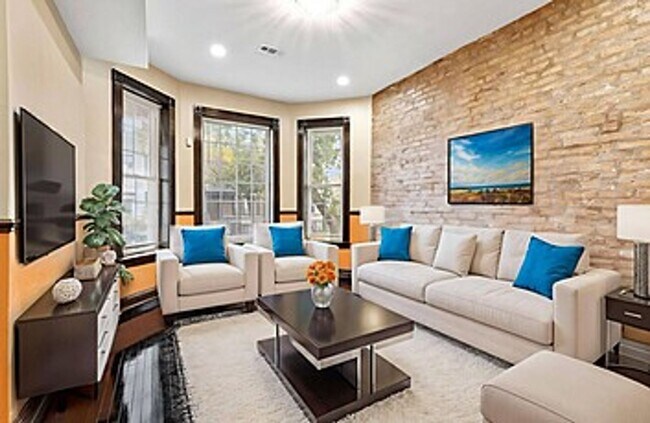 Foto del edificio - 1826 S Drake Ave