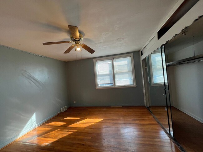 Foto del edificio - 7134 Souder St