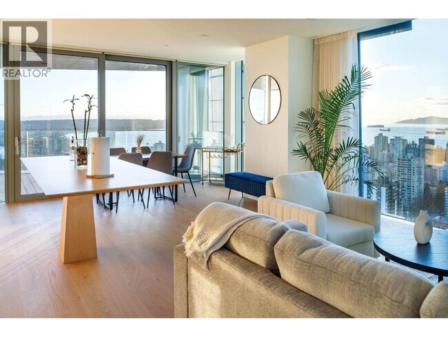 Photo du bâtiment - 1568 Alberni St