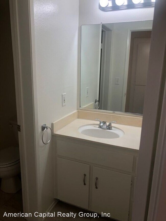 Building Photo - 1 br, 1 bath House - 4971 Shark Drive