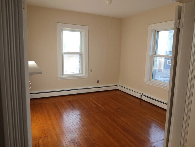 Foto del edificio - 35 Fairview St