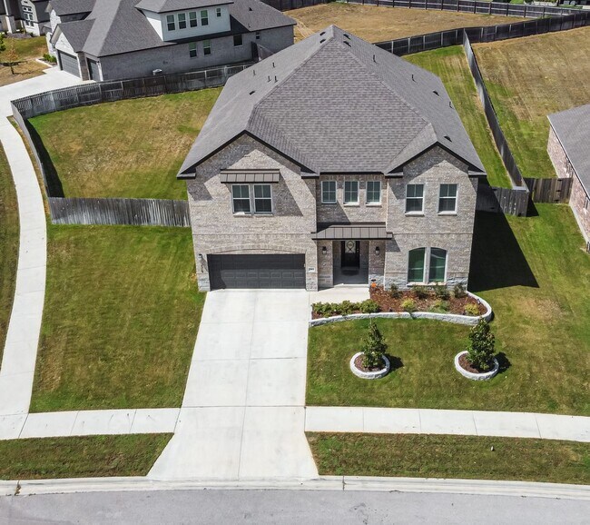 Building Photo - 7915 Gold Dr