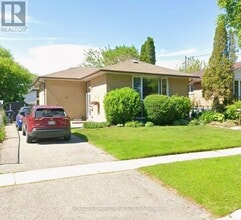 Building Photo - 10 Cunard St