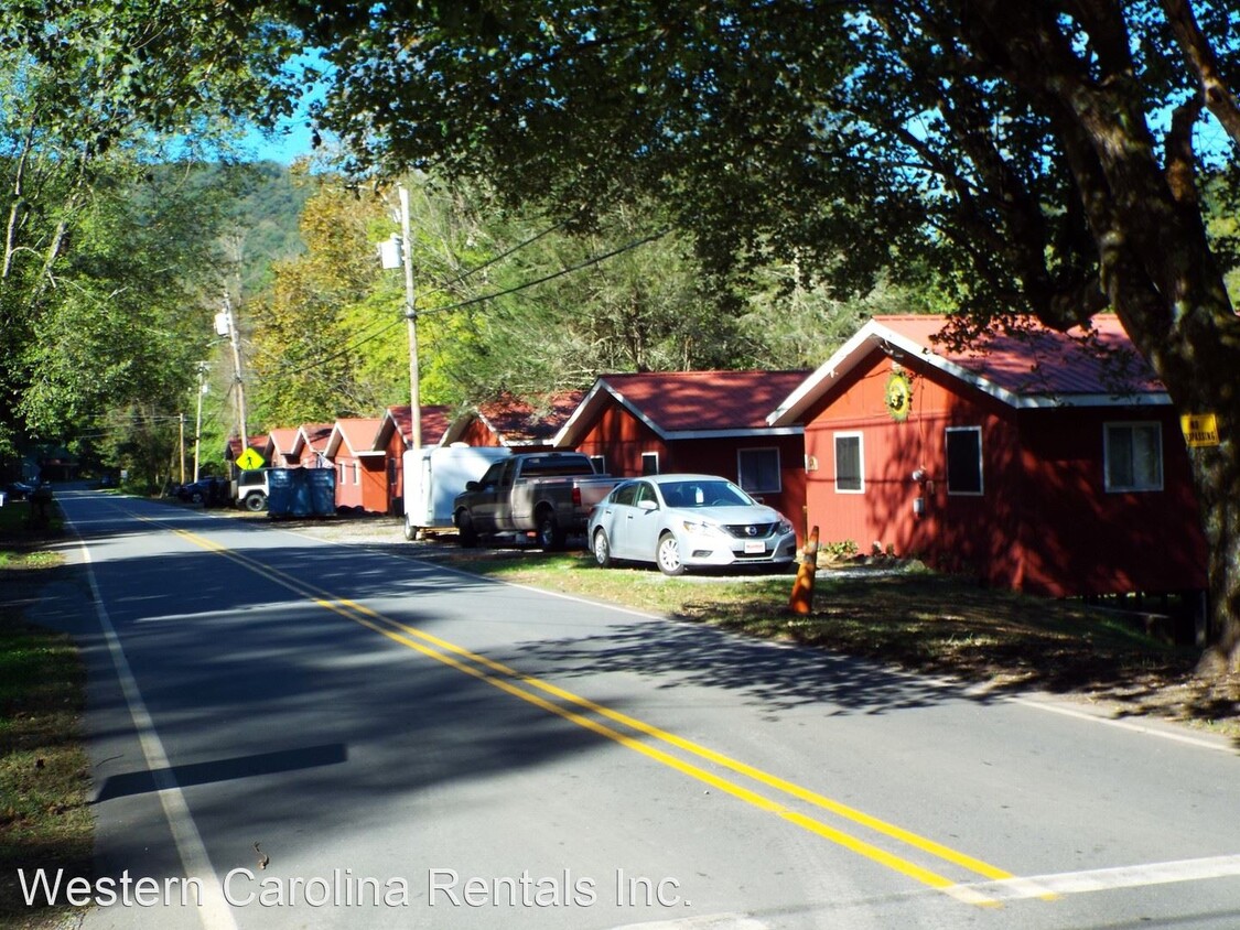 Primary Photo - 1169 Mockingbird Ln