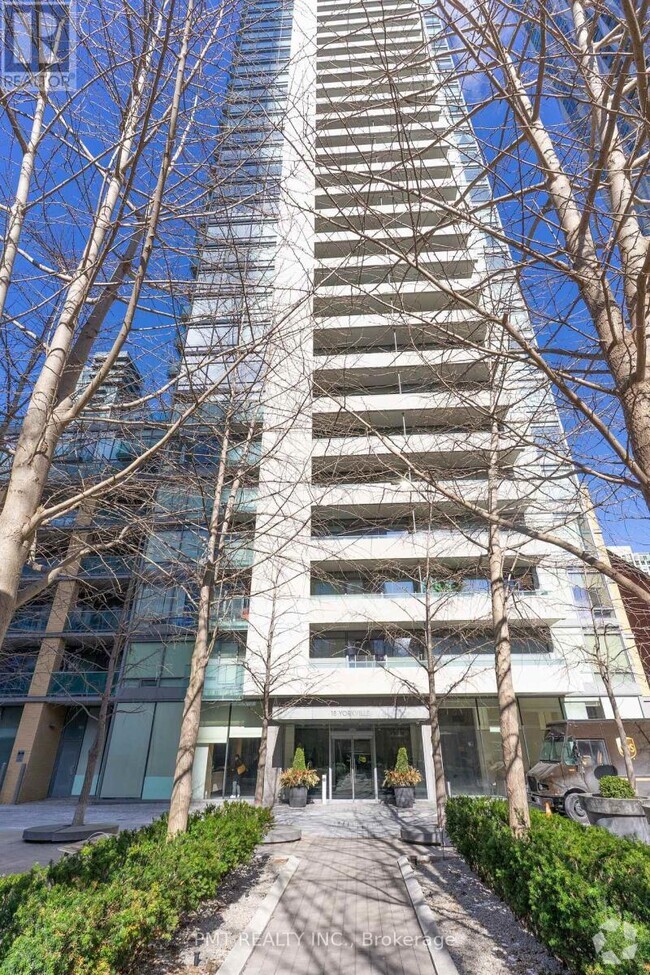 Building Photo - 18-618 Yorkville Ave