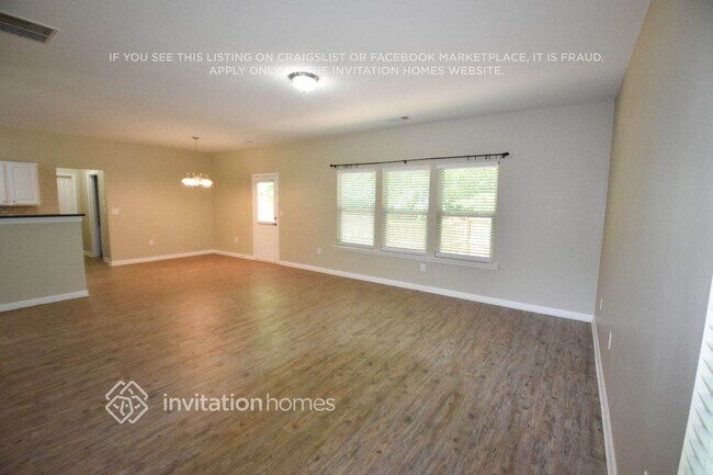 Foto del edificio - 57 Spring Forrest Ln