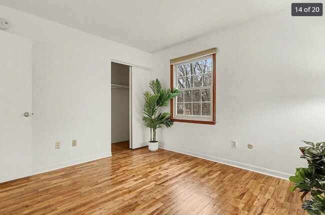 Building Photo - 709 Garland Cir
