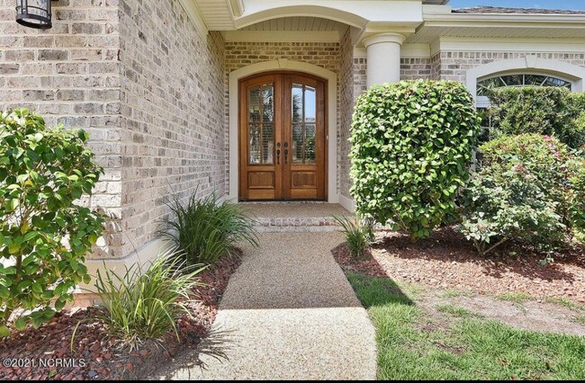 Foto del edificio - 8249 Masonboro Pointe NE