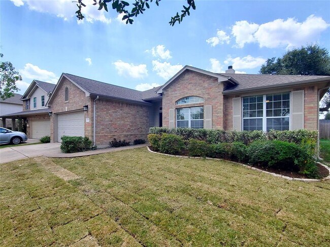 Foto del edificio - 14829 Fernhill Dr