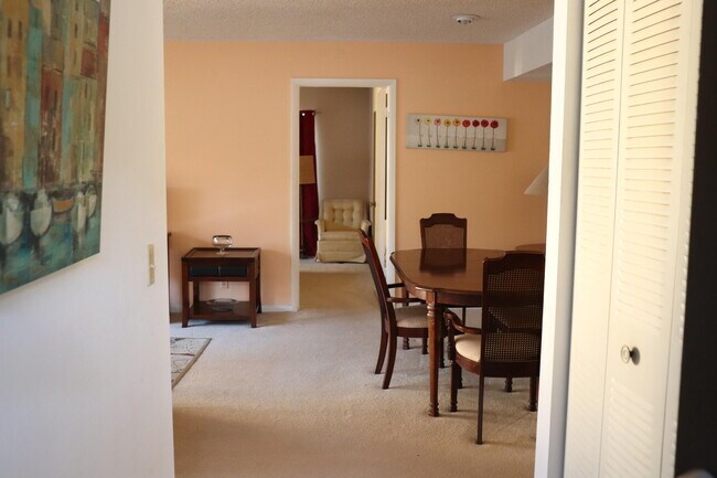 Foto del edificio - 87 Capri B