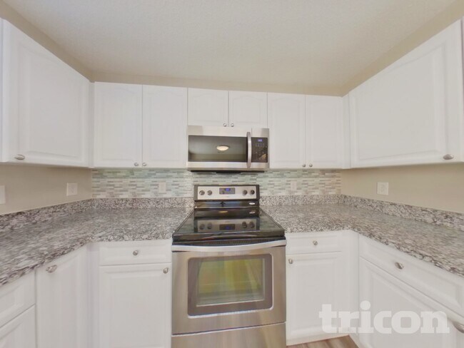 Foto del edificio - 1041 Counselors Dr