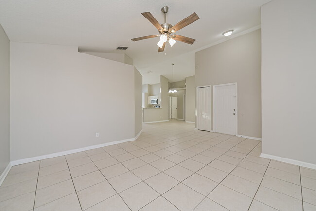 Building Photo - 6859 Bouganvillea Crescent Dr