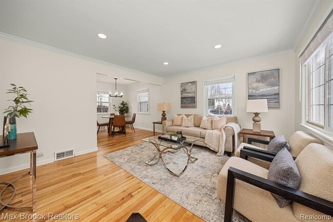 Foto del edificio - 695 Graefield Ct