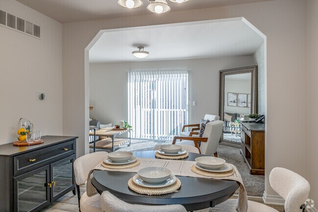 3 habitaciones, 2,5 baños - 137 m² - Modelo - Comedor - Blue Heron Pointe