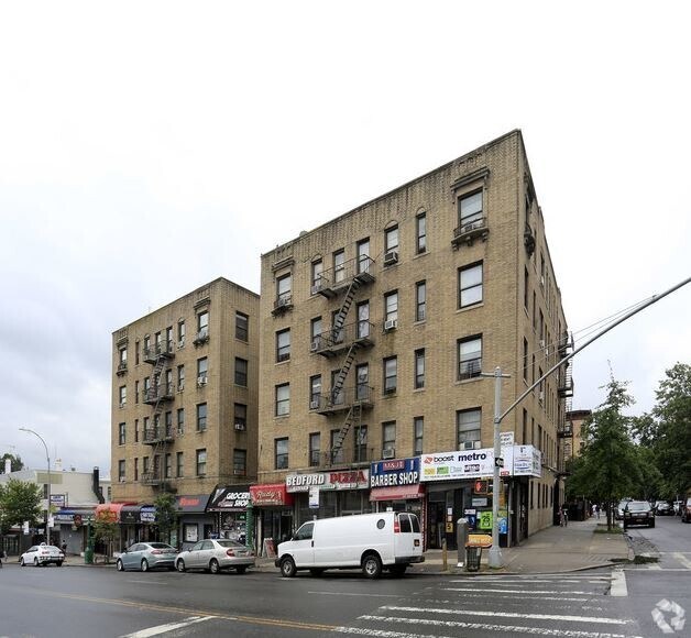Primary Photo - 2860 Decatur Ave