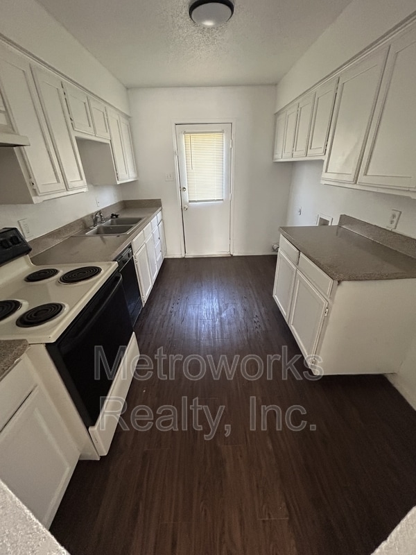 Foto del edificio - 111 Pine Meadow Dr