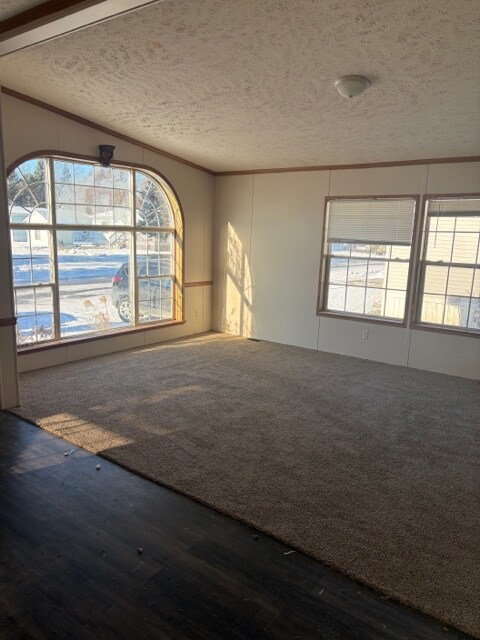 Building Photo - 83 Hunters Rill