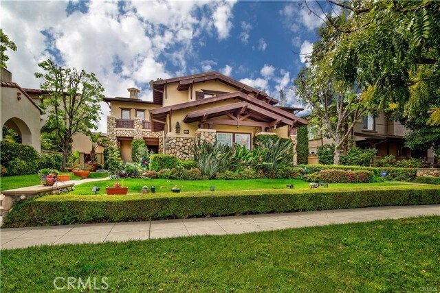 Building Photo - 32 Canyonwood Dr