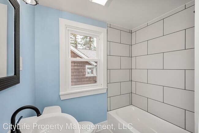 Foto del edificio - 3 br, 1 bath House - 2301 Fairland Street