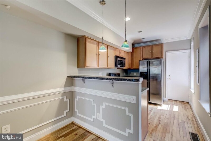 Foto principal - 1102 W Cross St