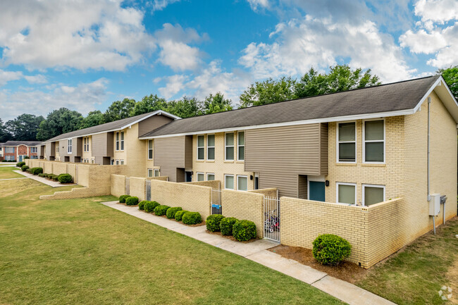 Foto del edificio - Pembrook Apartments