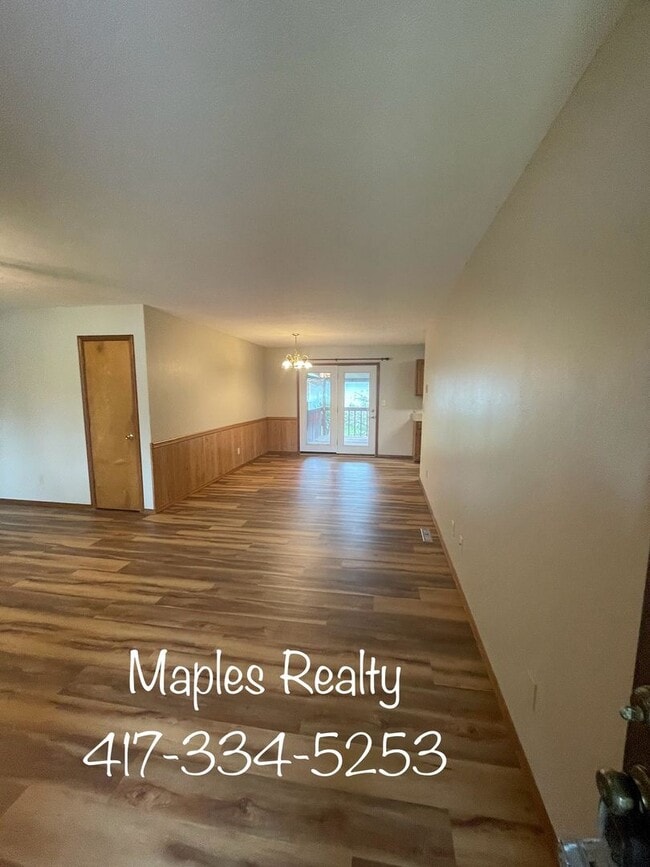 Building Photo - NEW LISTING 3 Bedroom, 2 Bath Home in Rockaway Beach, MO