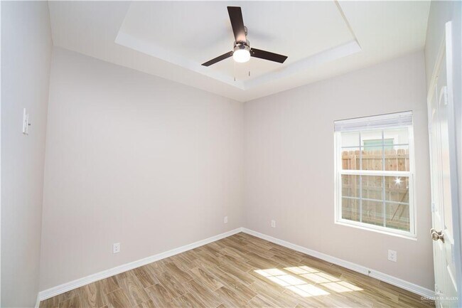 Foto del edificio - 804 W Sunset Valley St