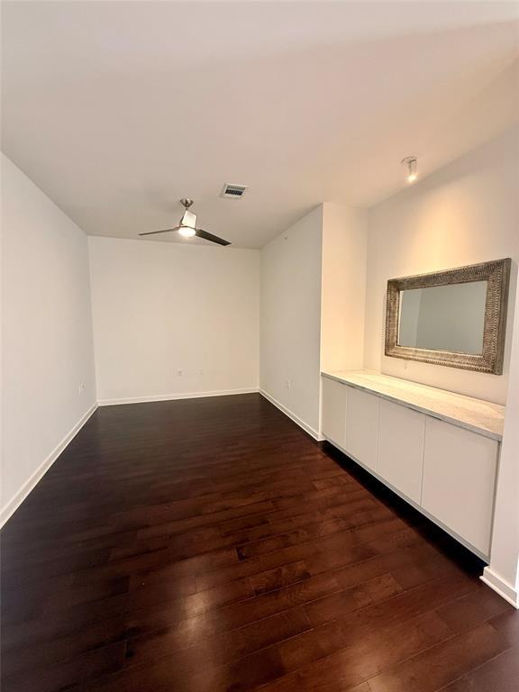 Foto del edificio - 207 W Johanna St