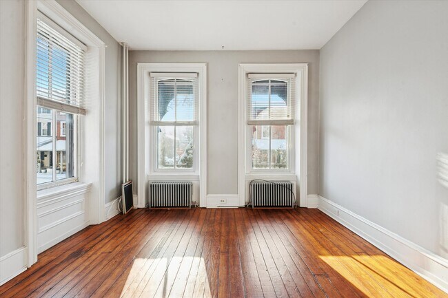 Foto del edificio - 201 W Barnard St