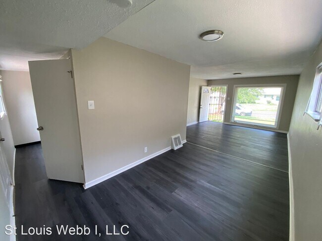 Building Photo - 3 br, 1 bath House - 10648 Spring Garden Dr