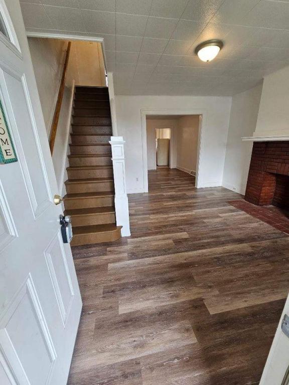 Foto principal - 2241 Hawthorne Ave