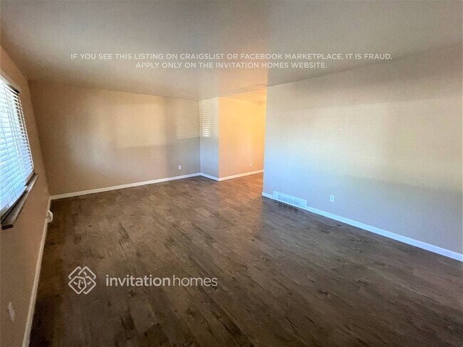 Foto del edificio - 9174 Lander St