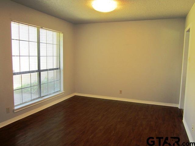 Foto del edificio - 406 Woodland Hills Dr
