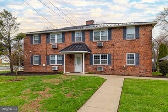 Building Photo - 429 Edgemont Ave