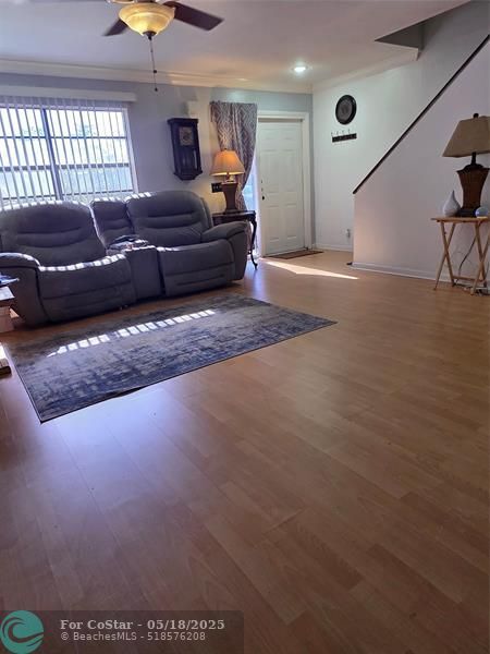 Foto del edificio - 605 NW 47th St