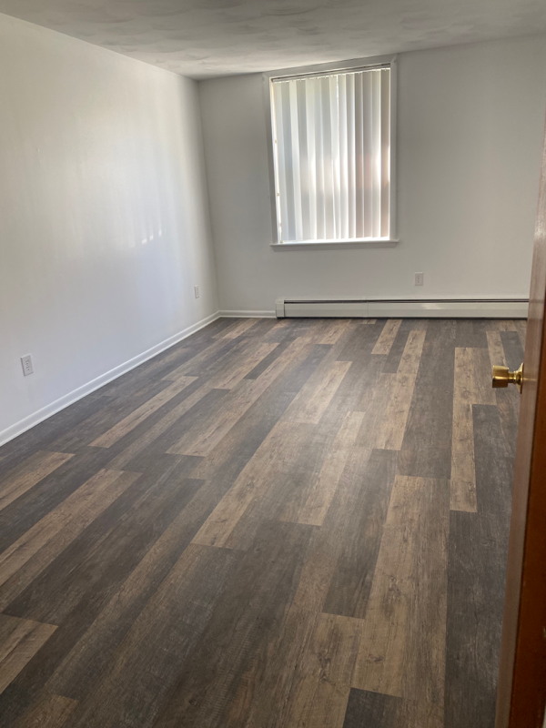 Foto principal - 107 Sodus St