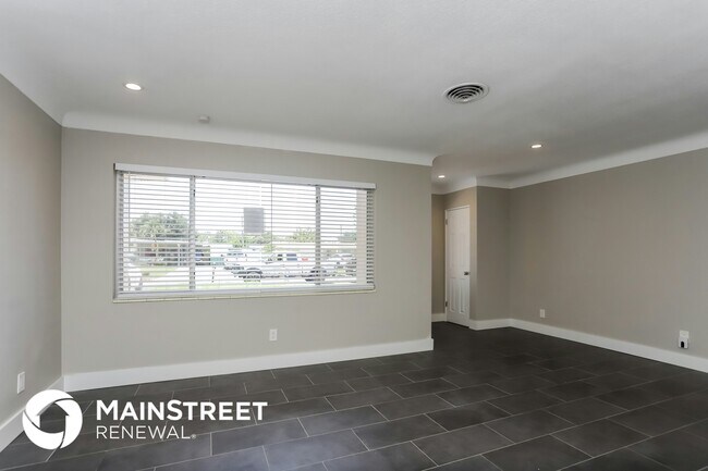 Foto del edificio - 8464 Hollyhock Ave
