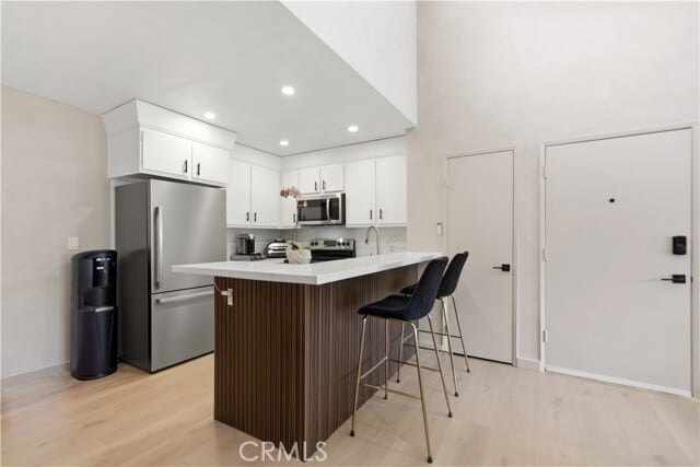 Building Photo - 25039 Peachland Ave